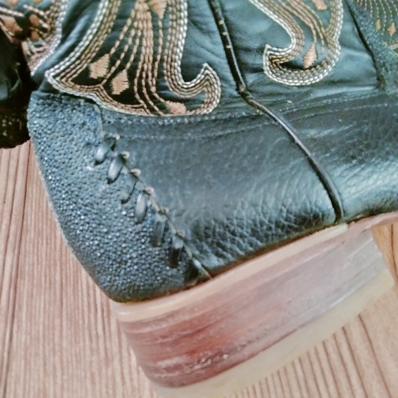 Los Gueritos Women's Western Boots - Picture 7 of 13